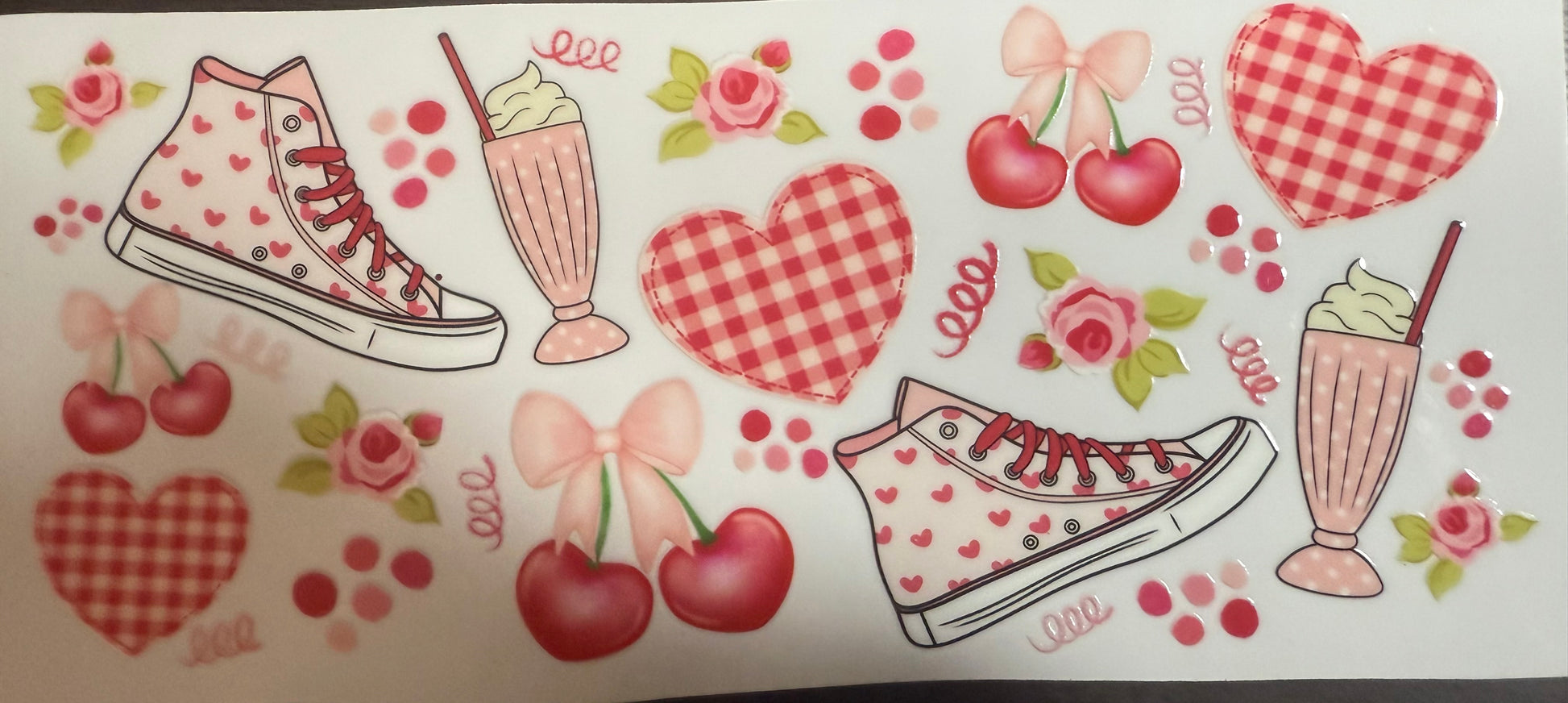 #38 converse, checkered hearts